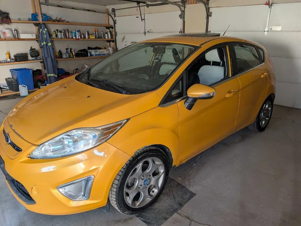 Ford Fiesta 2013 photo 2