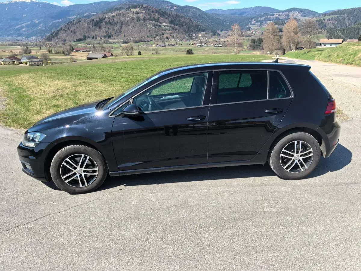 Volkswagen Golf 2019 photo 3