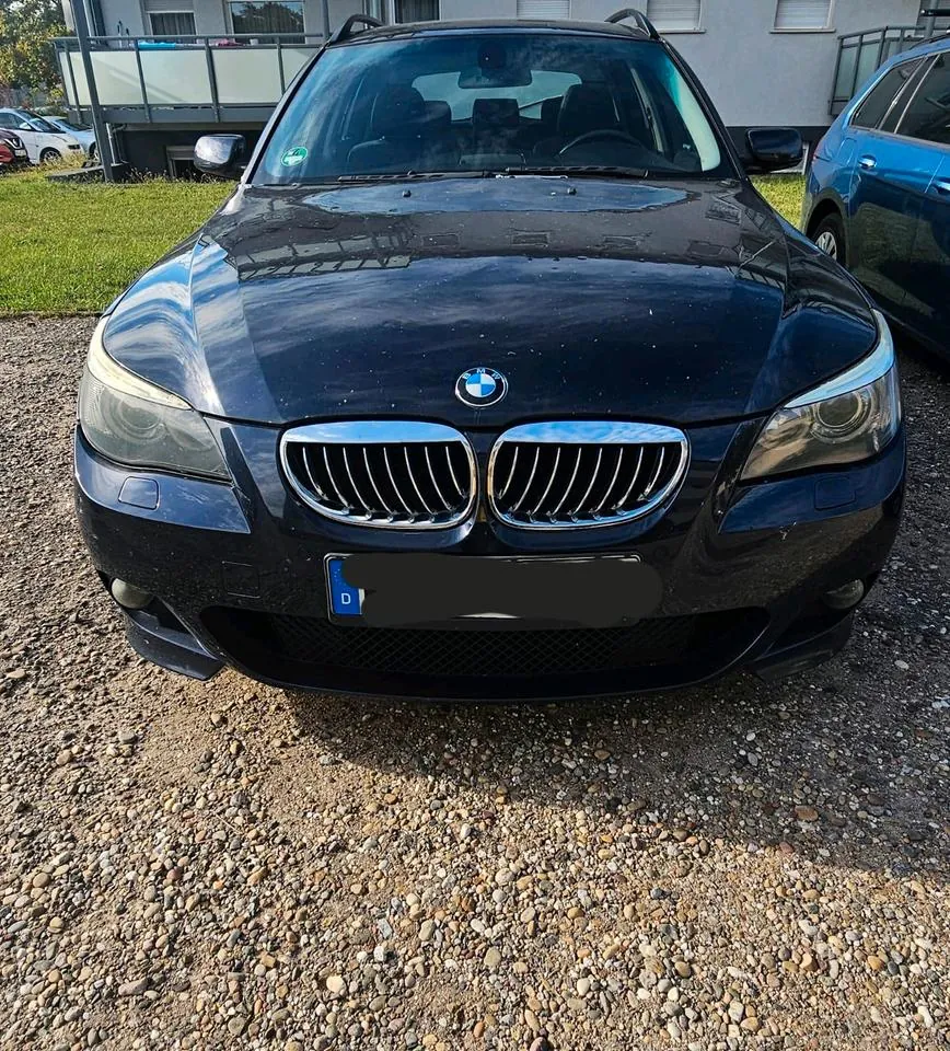 BMW 525I