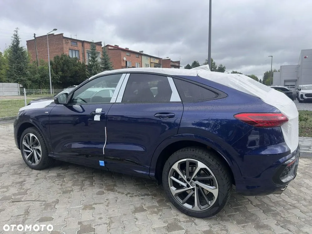 Audi Q5 Sportback 2026 photo 2
