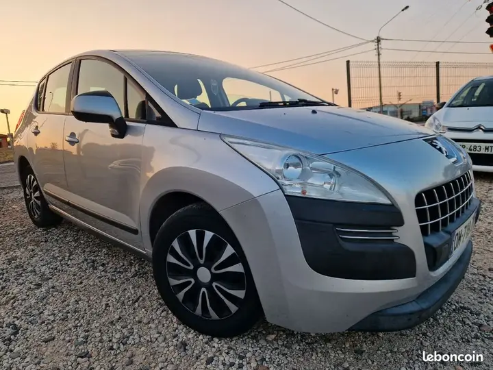 Peugeot 3008 2009 photo 4