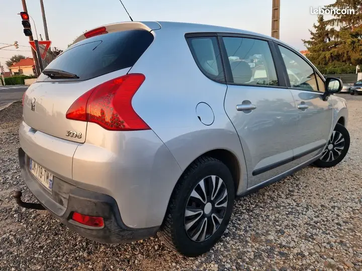 Peugeot 3008 2009 photo 2
