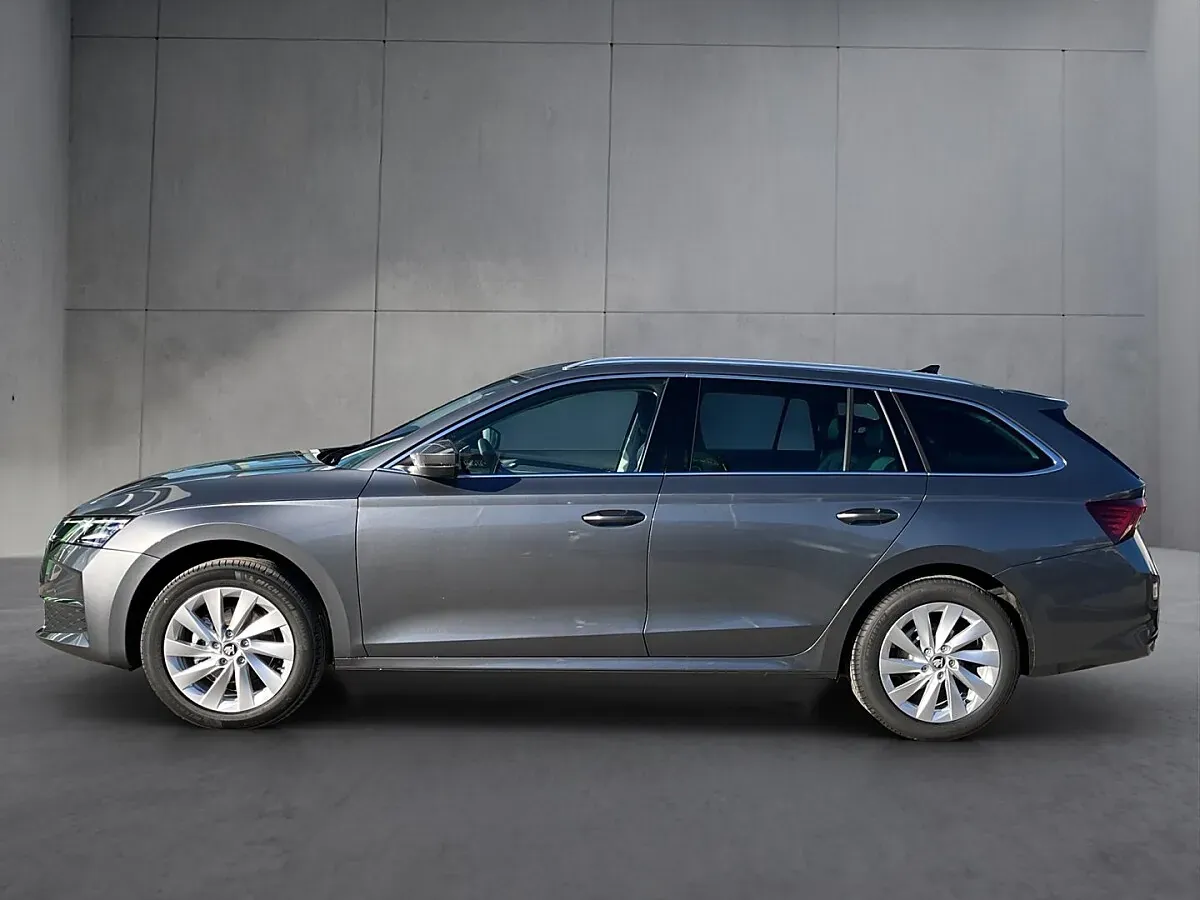 Skoda Octavia 2026 photo 3