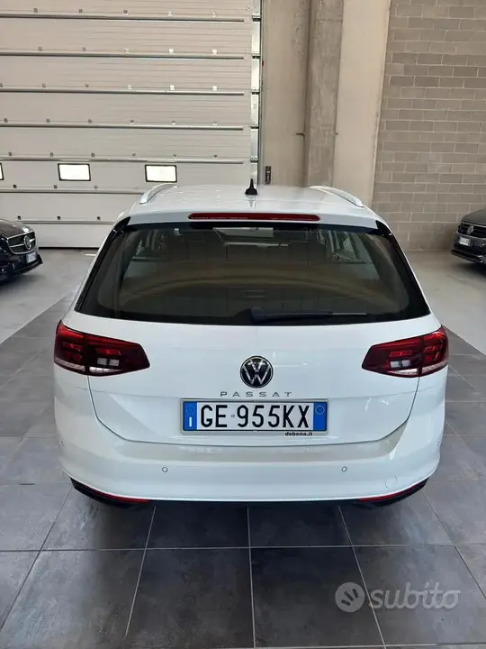 Volkswagen Passat 2021 photo 5