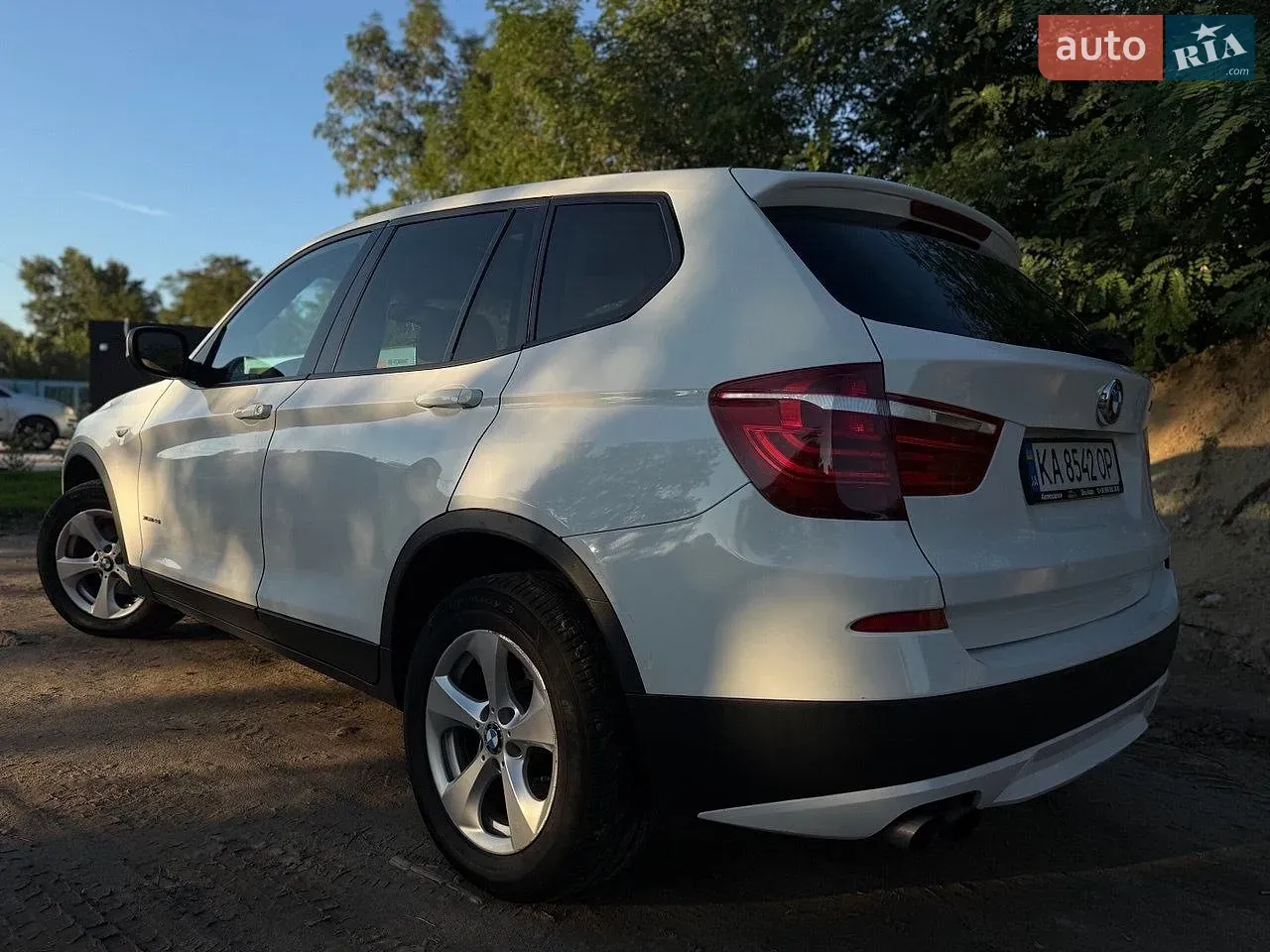 BMW X3 2011 photo 2