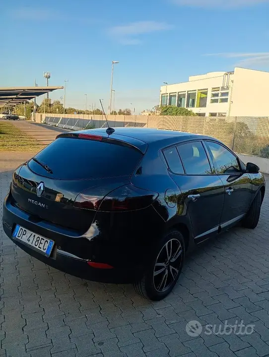 Renault Megane 2009 photo 2