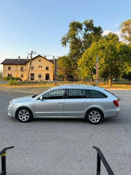 Skoda Superb 2013 photo 5