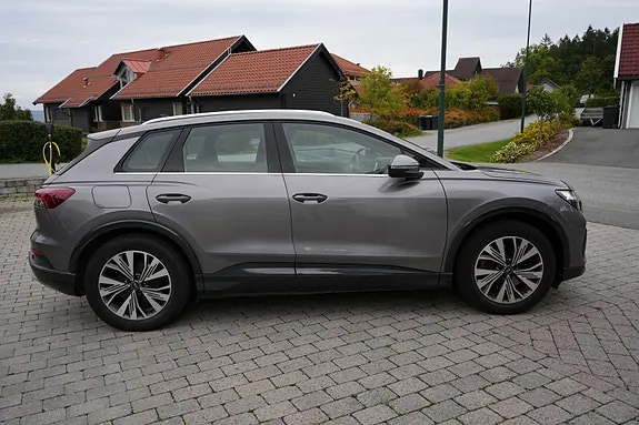 Audi Q4 E-Tron 2022 photo 3