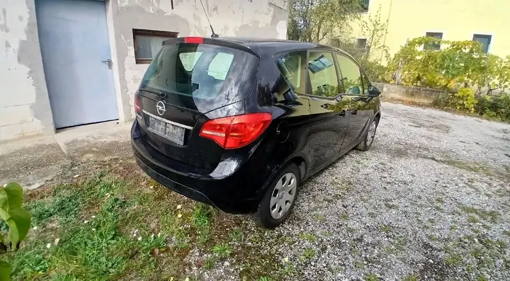 Opel Meriva 2011 photo 3