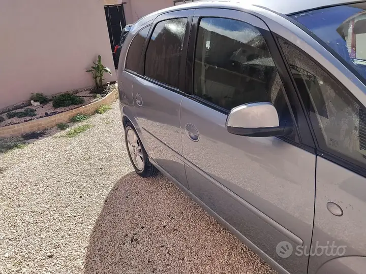 Opel Meriva 2009 photo 2