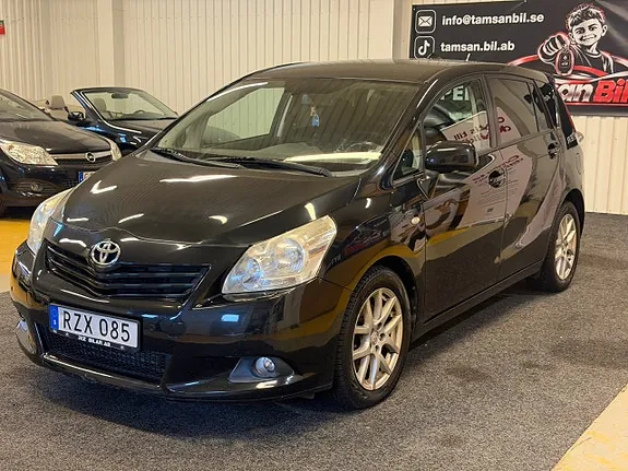 Toyota Verso 2011 photo 2