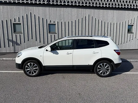 Nissan Qashqai+2 2014 photo 2