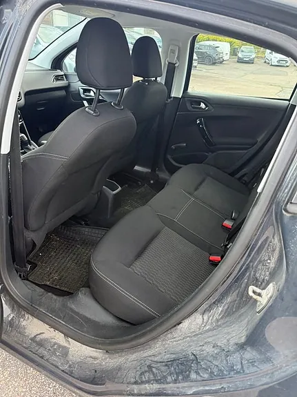 Peugeot 208 2016 photo 5