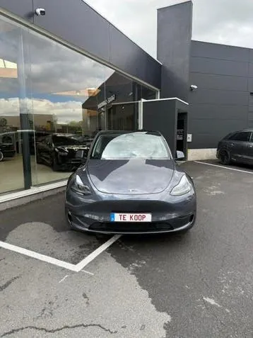 Tesla Model Y 2021 photo 3