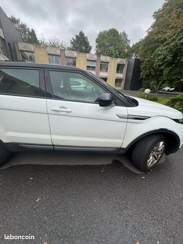 Land Rover Range Rover Evoque 2017 photo 2