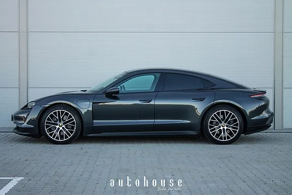 Porsche Taycan 2021 photo 5