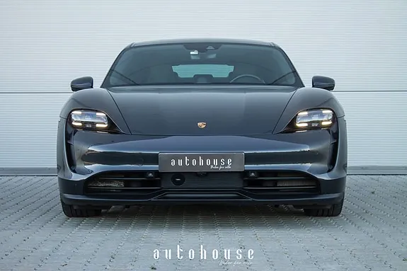 Porsche Taycan 2021 photo 3
