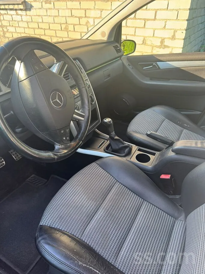 Mercedes-Benz B180 2007 photo 5