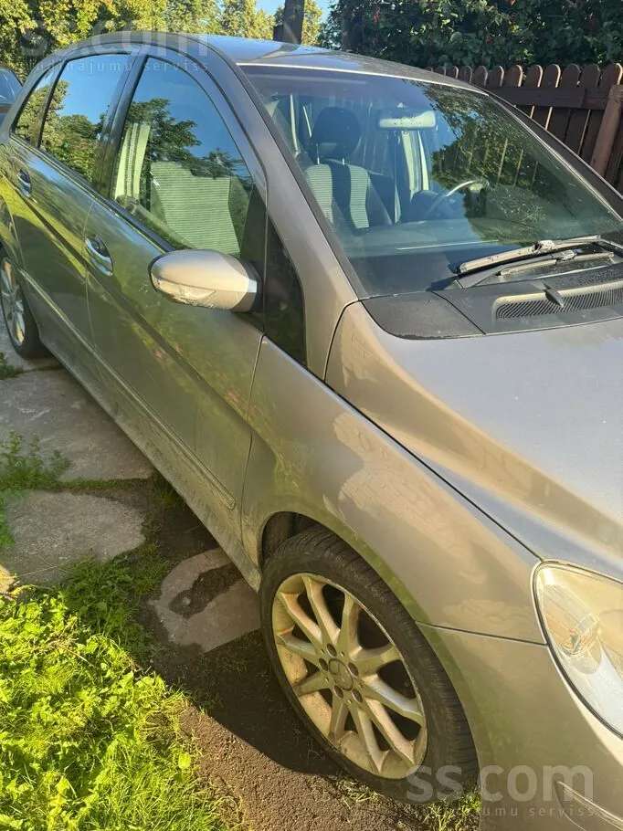 Mercedes-Benz B180 2007 photo 3
