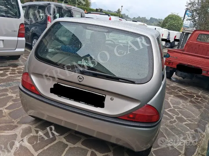Lancia Y 1998 photo 2
