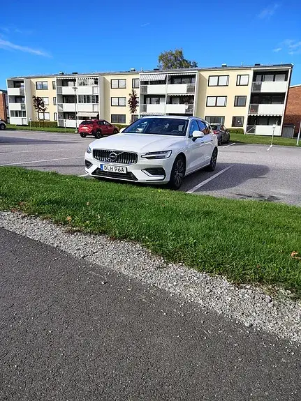 Volvo V60 2021 photo 4
