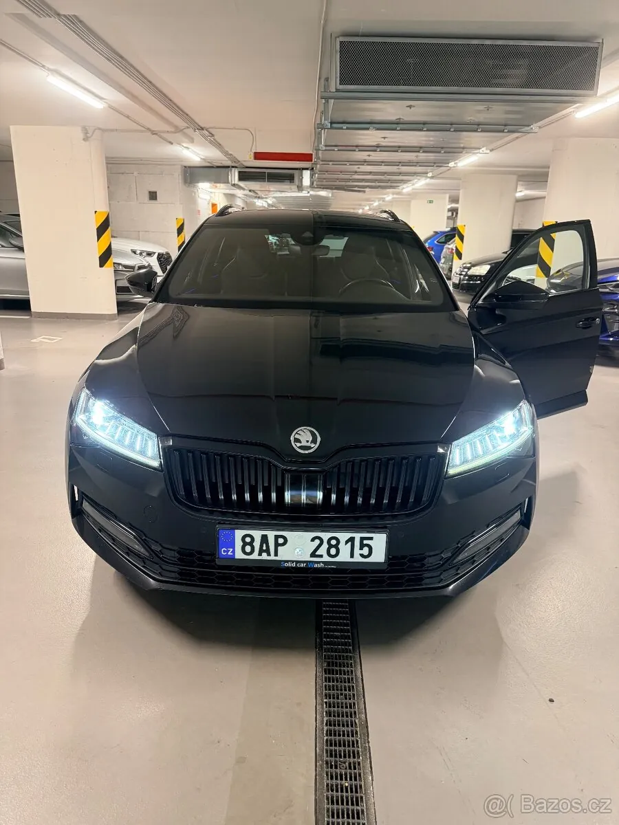 Skoda Superb Combi 2021 photo 5