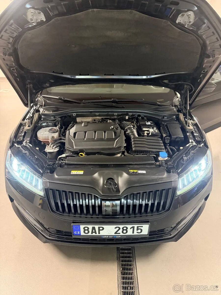 Skoda Superb Combi 2021 photo 3
