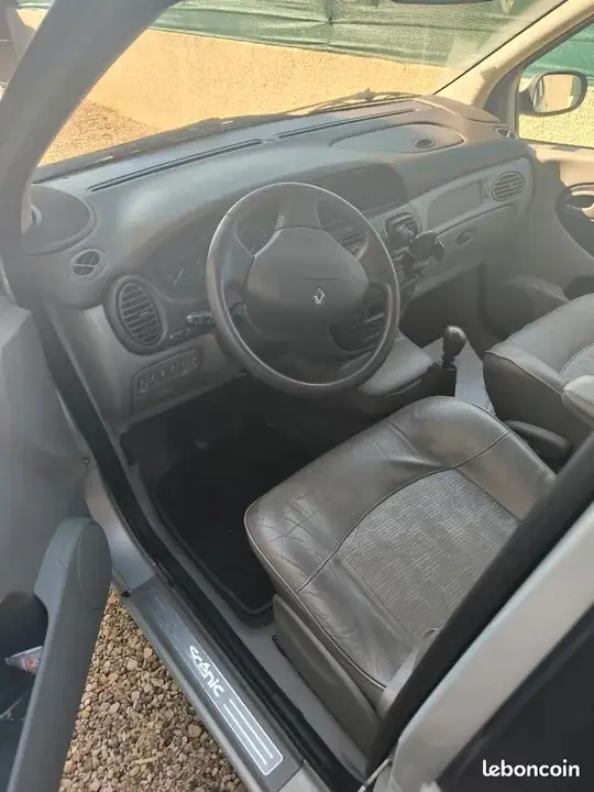 Renault Scenic 2001 photo 3