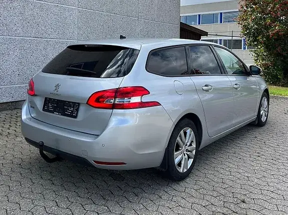 Peugeot 308 2017 photo 3