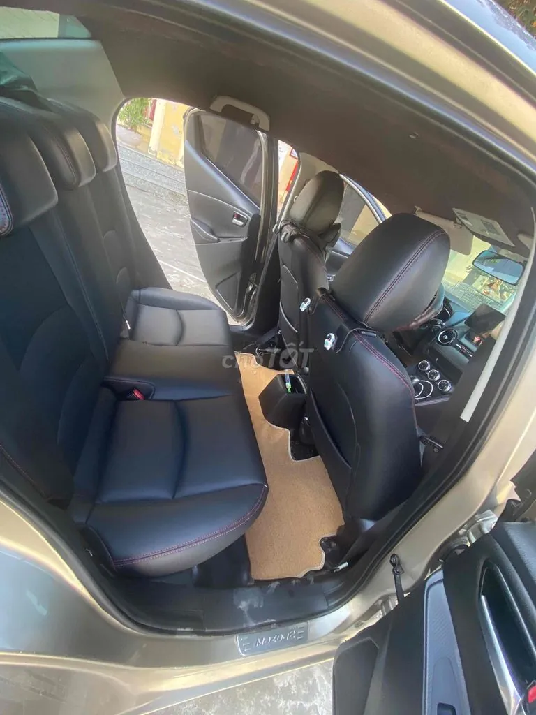 Mazda 2 2016 photo 5