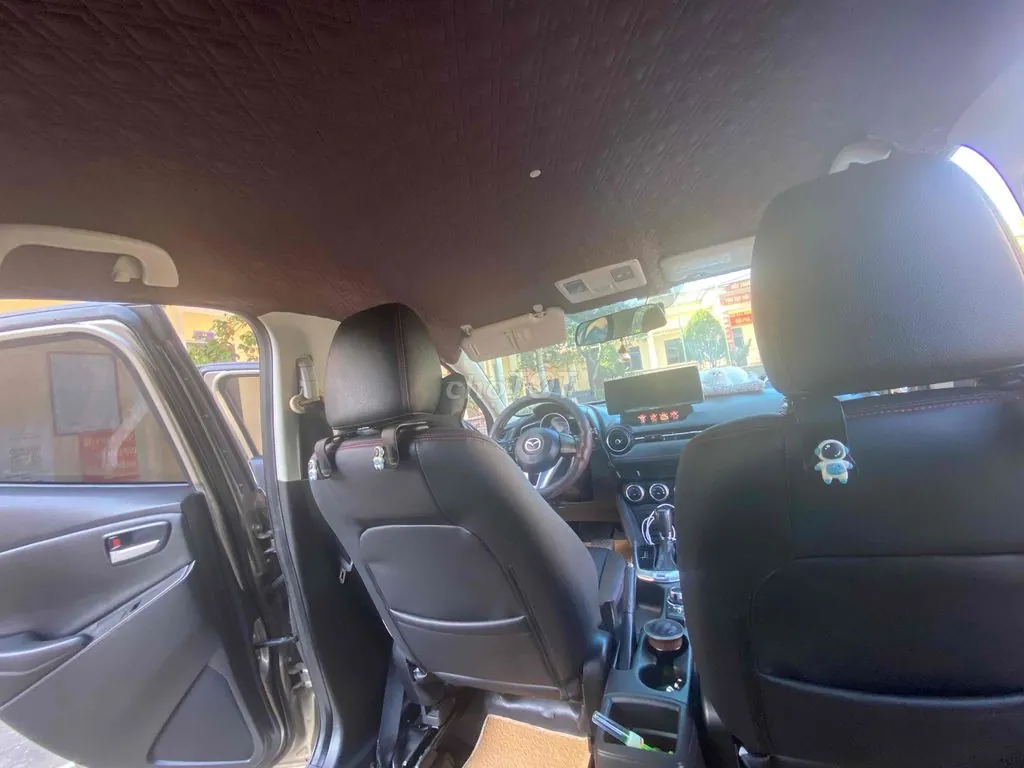 Mazda 2 2016 photo 4