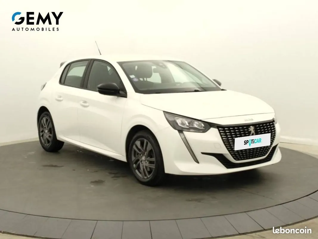 Peugeot 208 2021 photo 3