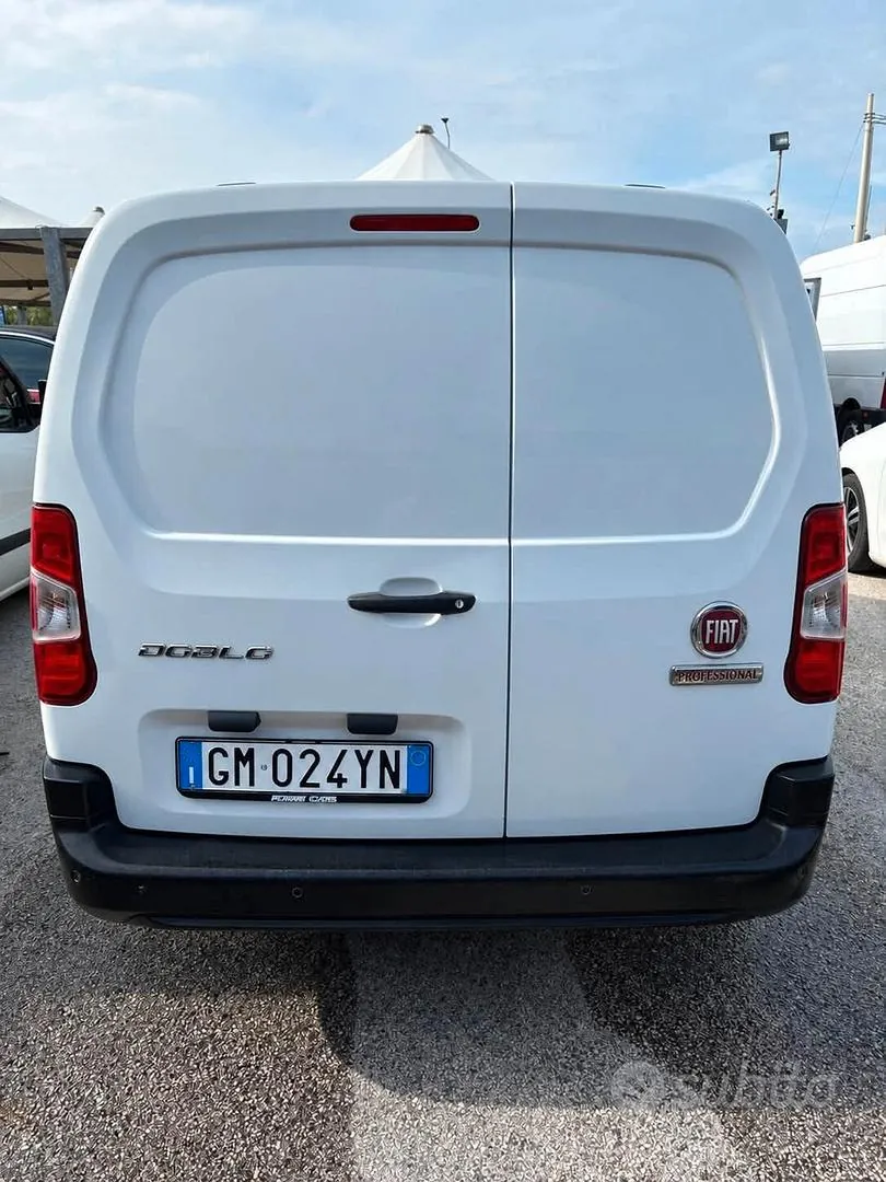 Fiat Doblò 2023 photo 2