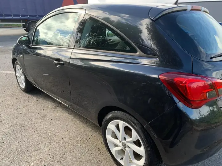Vauxhall Corsa 2015 photo 3