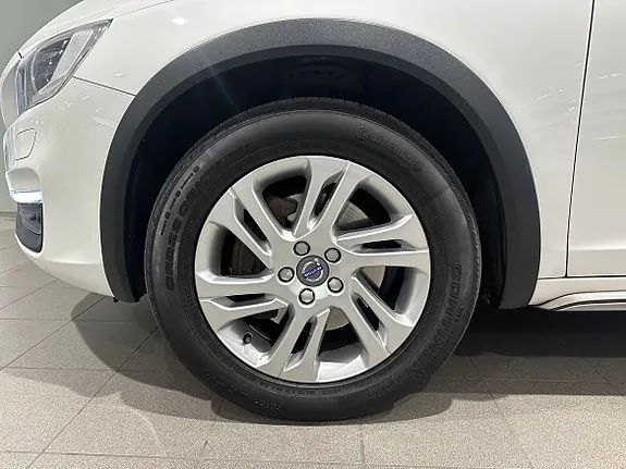 Volvo S60 Cross Country 2018 photo 3