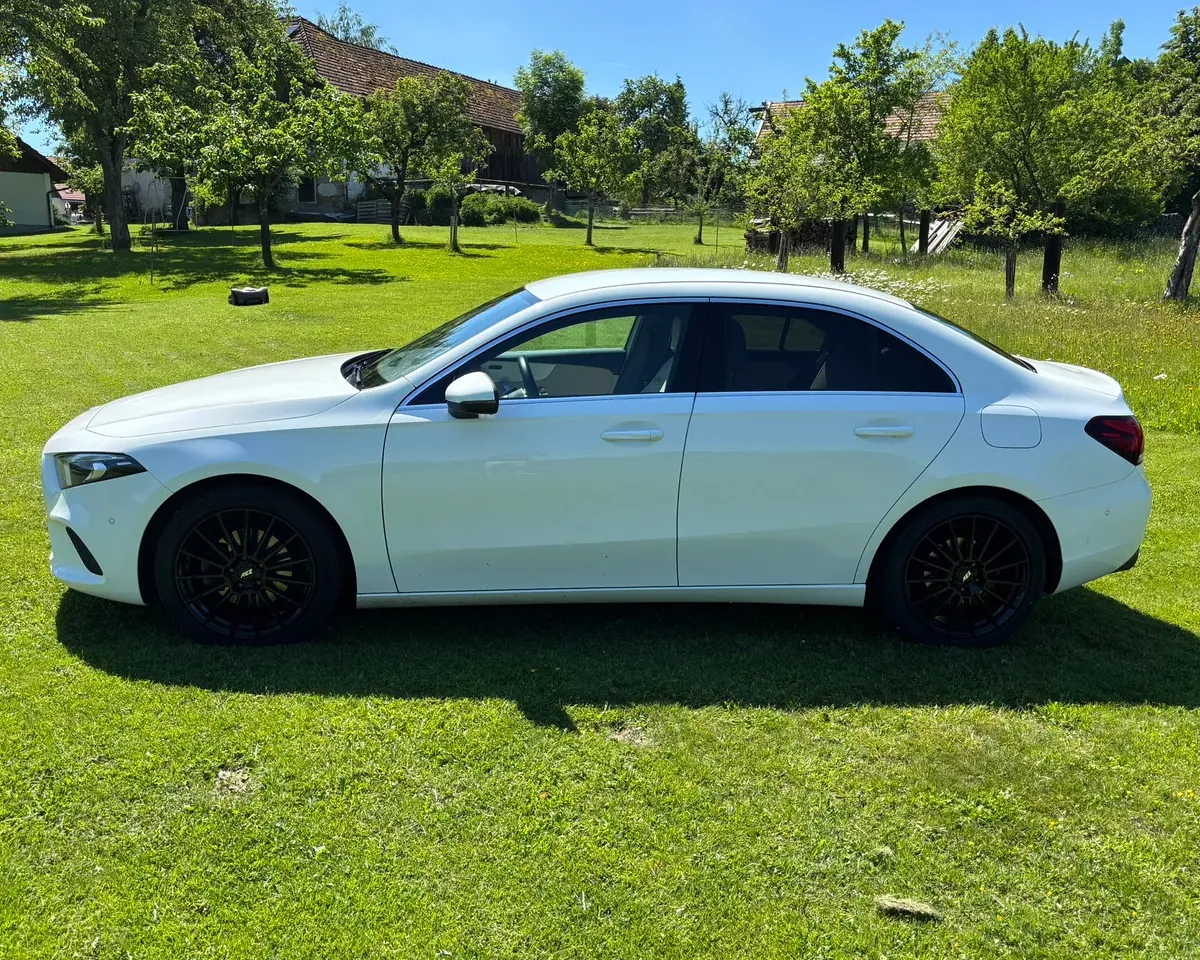 Mercedes-Benz A-Class 2020 photo 2