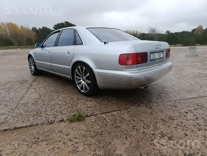 Audi A8 1996 photo 5