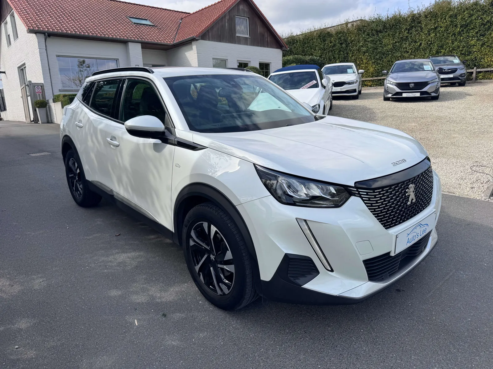 Peugeot 2008 2021 photo 4