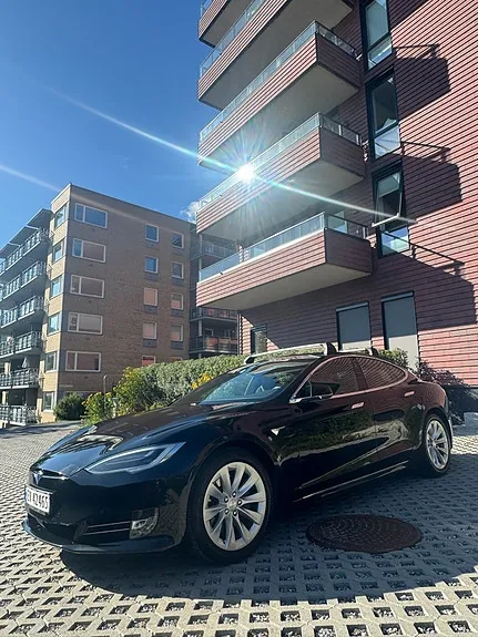 Tesla Model S 2018 photo 4
