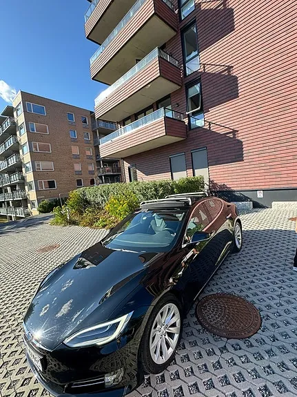 Tesla Model S 2018 photo 3