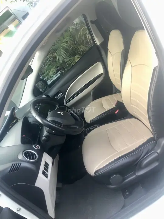 Mitsubishi Mirage 2015 photo 4