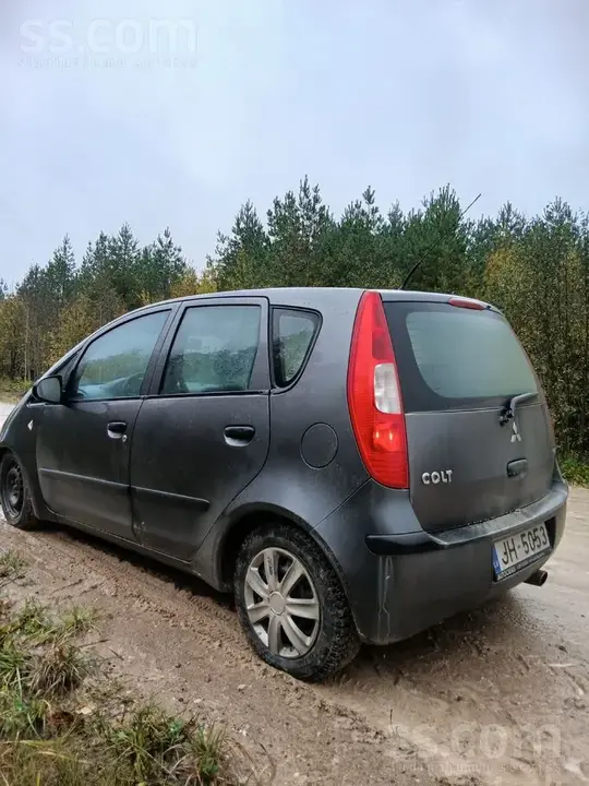 Mitsubishi Colt 2006 photo 4