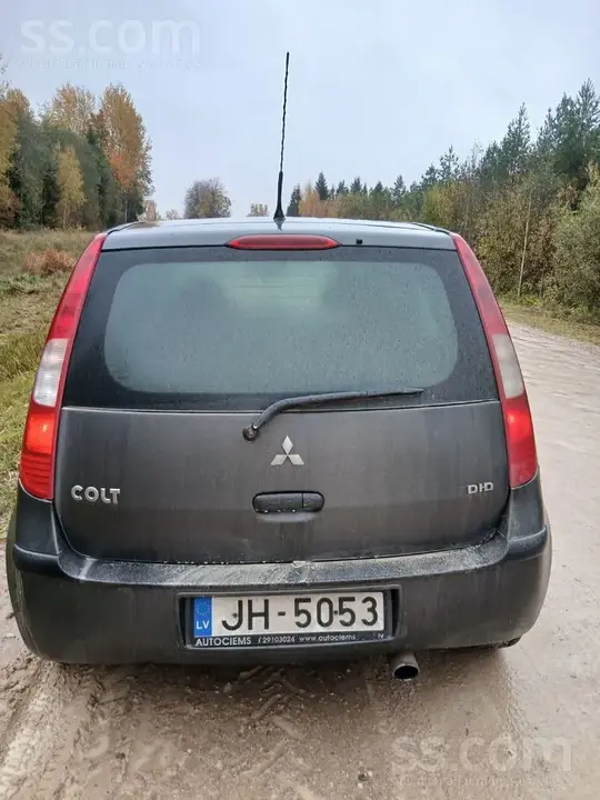Mitsubishi Colt 2006 photo 5
