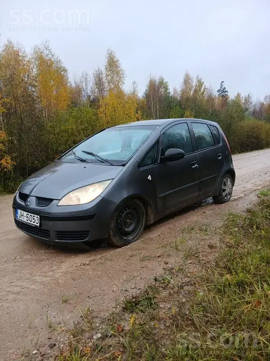 Mitsubishi Colt 2006 photo 3