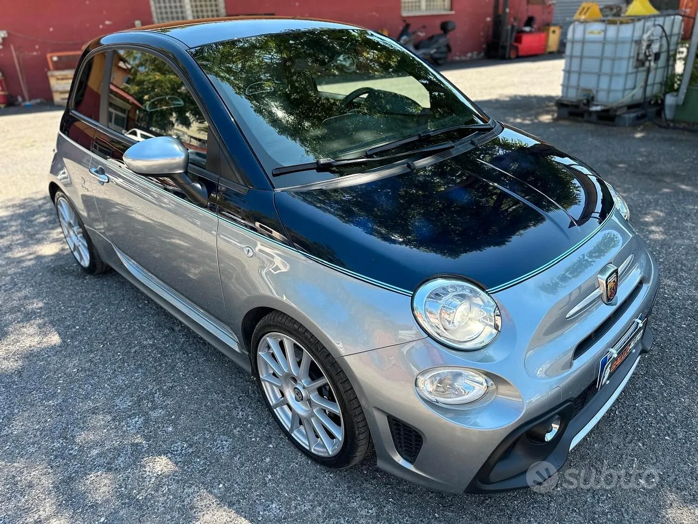 Abarth 695 2018 photo 2