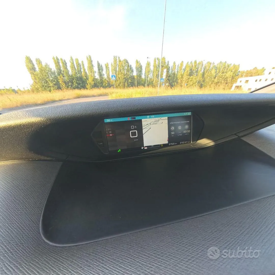 Citroen C4 Picasso 2018 photo 3