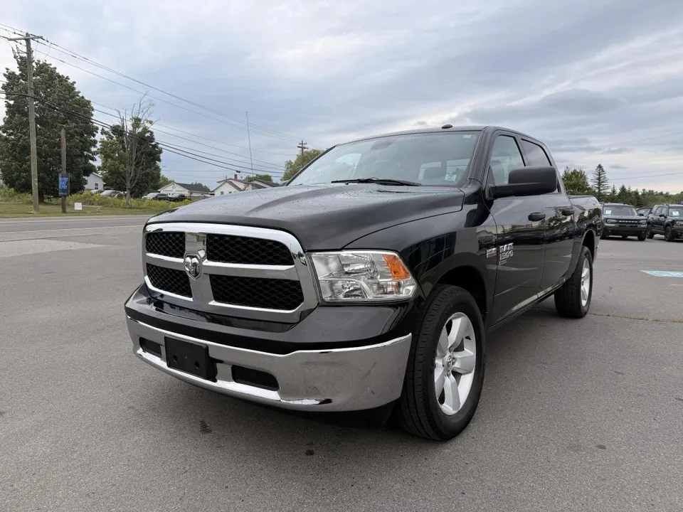 Ram 1500 Classic 2023 photo 3