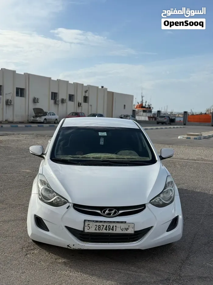 Hyundai Elantra 2012 photo 3