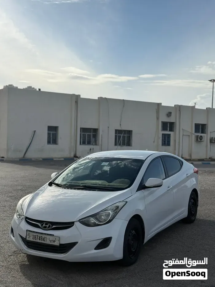 Hyundai Elantra 2012 photo 4