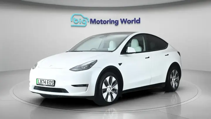 Tesla Model Y 2024 photo 4